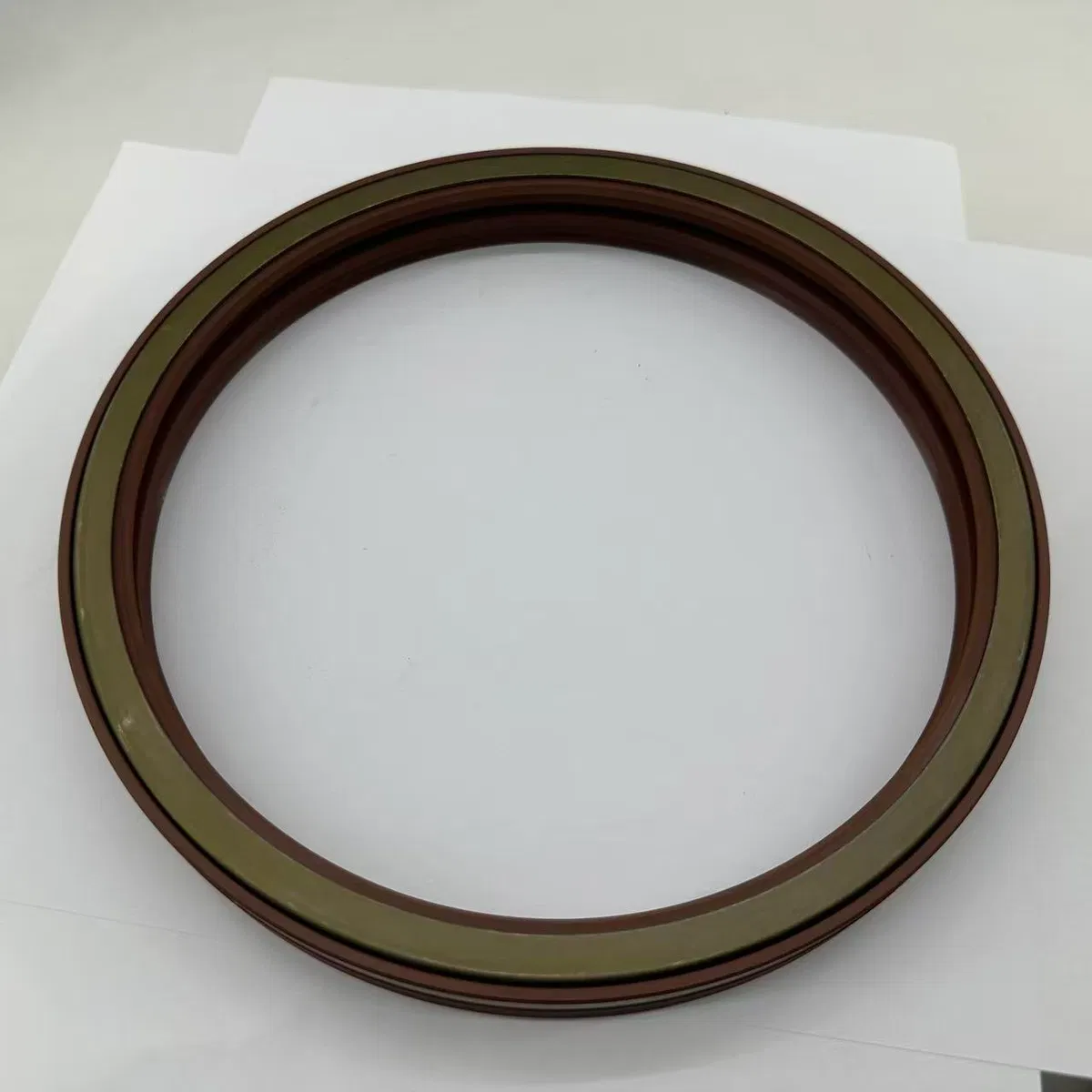 185x210x22mm Rear Wheel Hub Oil Seal OEM DZ90129340063 — photo 3