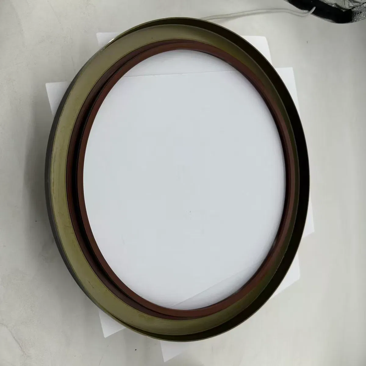 252x300x16mm Rear Wheel Hub Oil Seal — photo 3