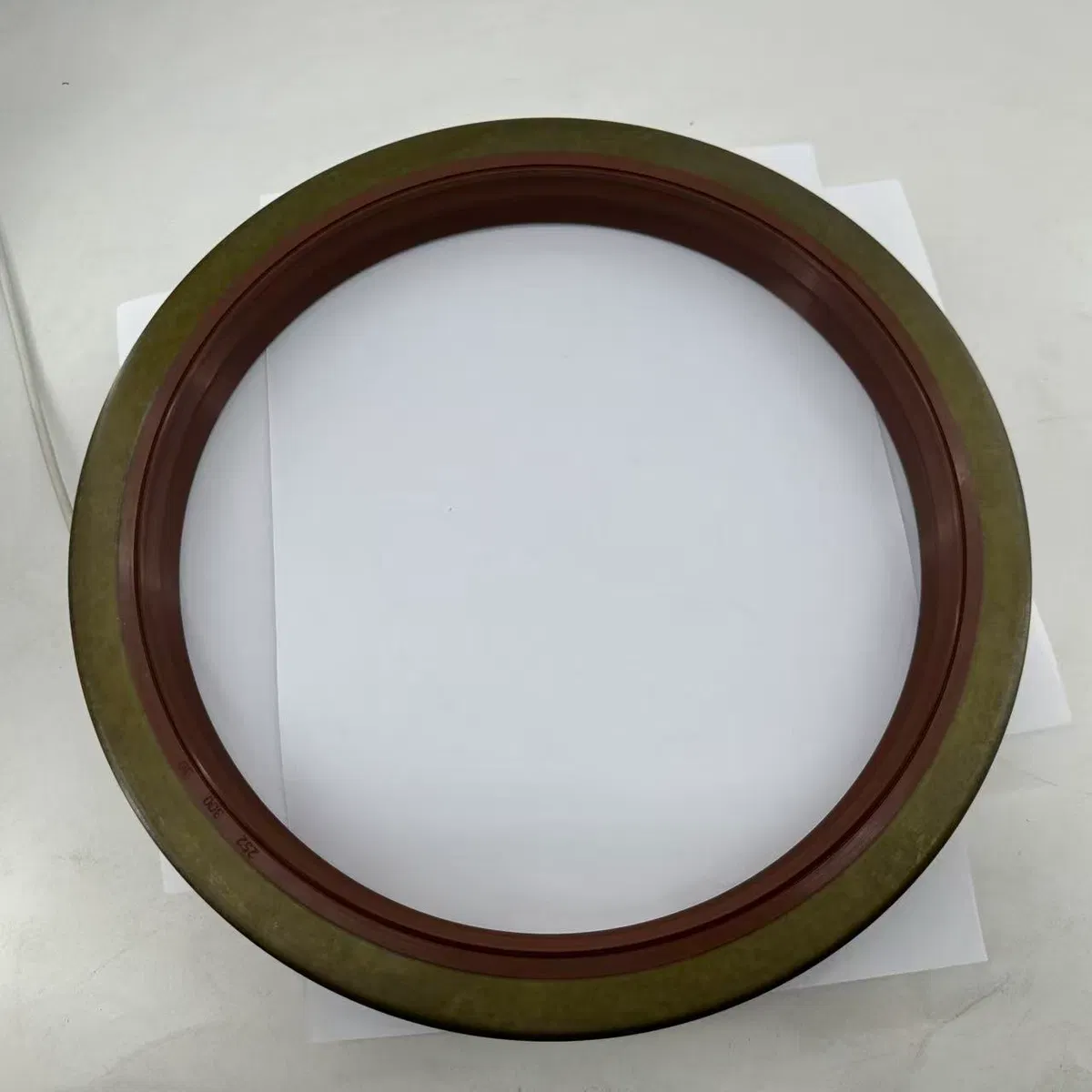 252x300x30mm Wheel Hub Half Shaft Oil Seal — photo 3