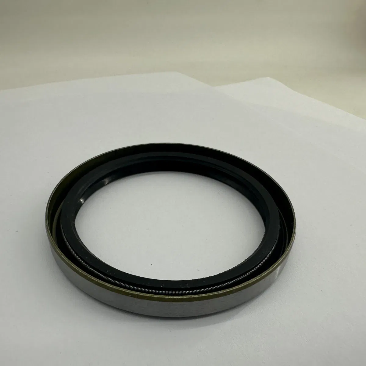 58x70x7.5/7mm TB Type NBR Oil Seal for Automotive Shafts — photo 2